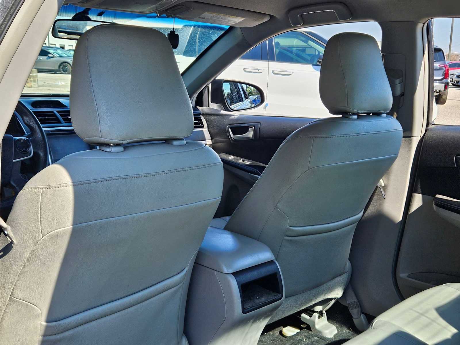 Thumbnail: 2013 Toyota Camry - 14