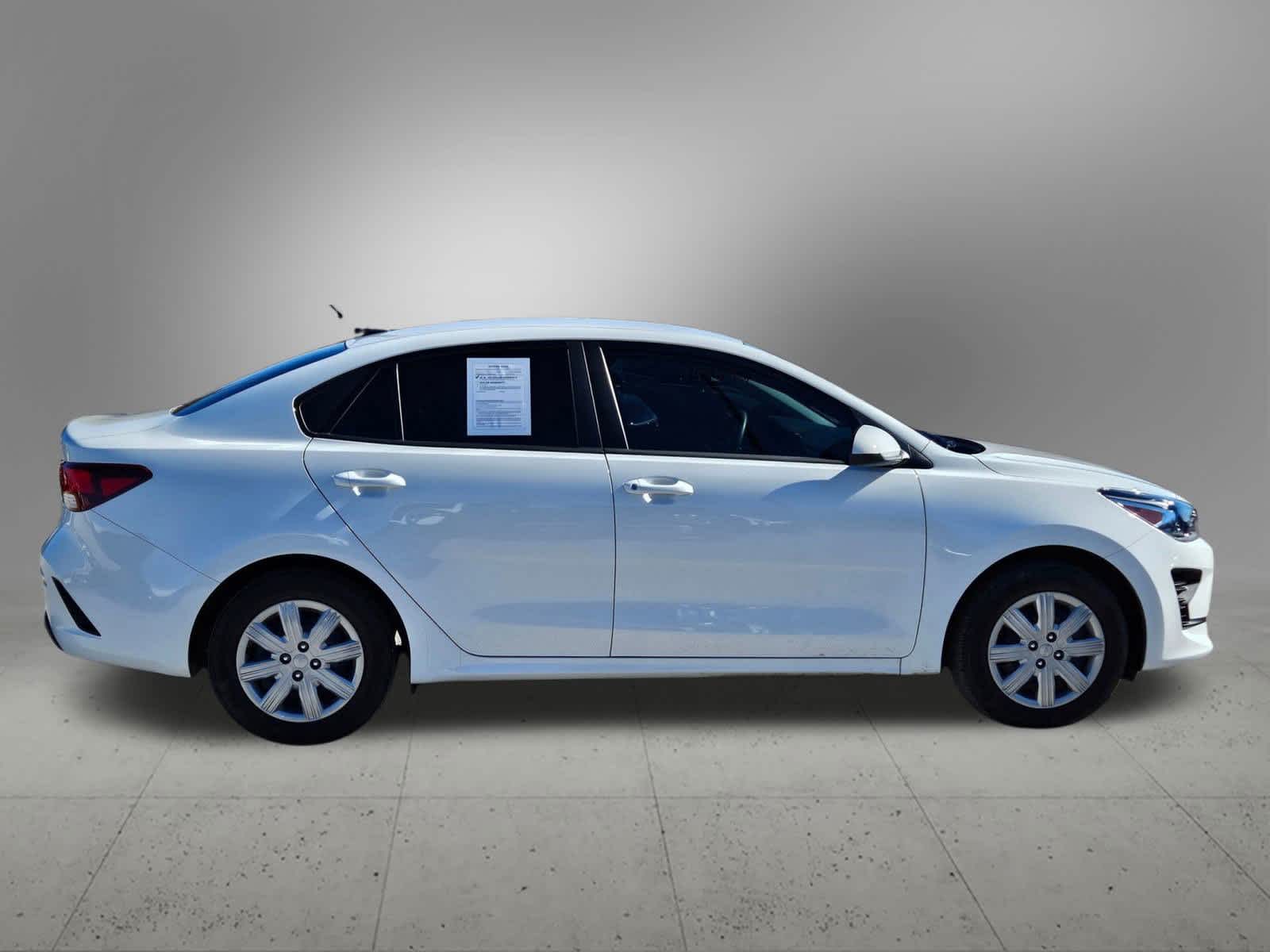 Thumbnail: 2023 Kia Rio - 7