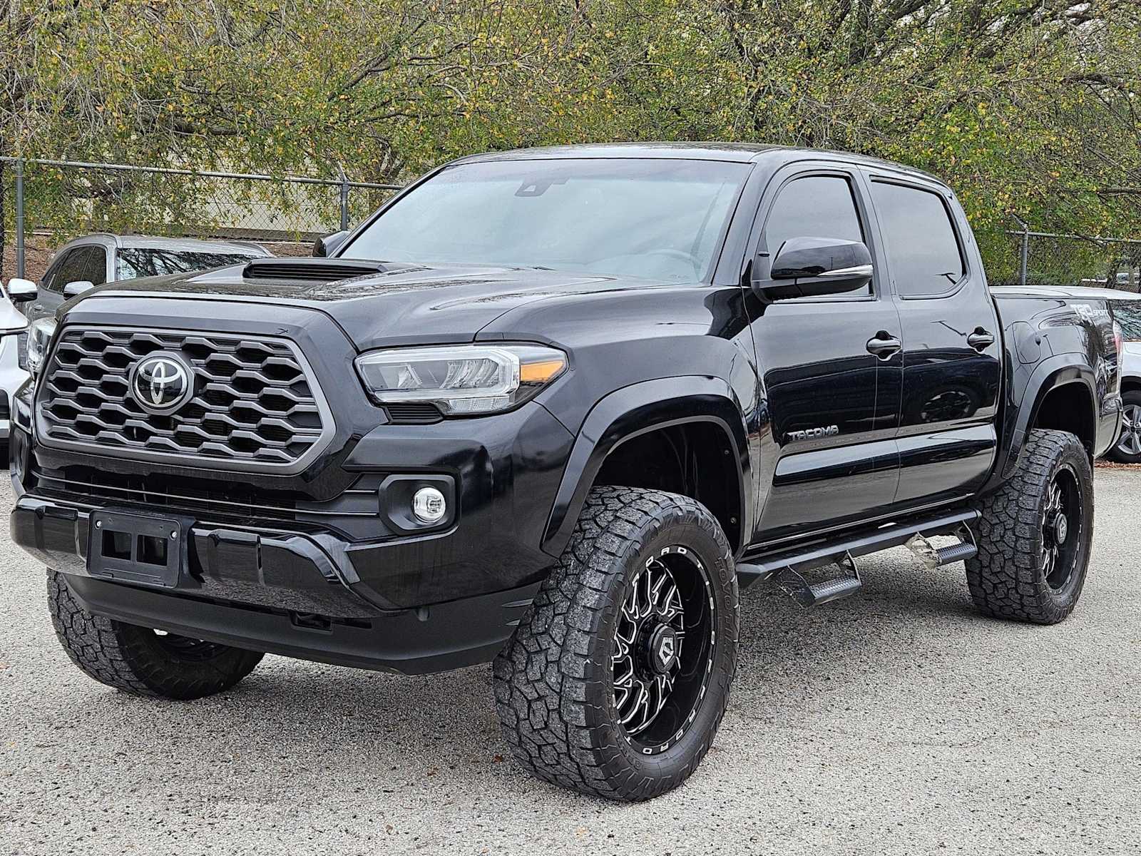 Thumbnail: 2022 Toyota Tacoma - 10