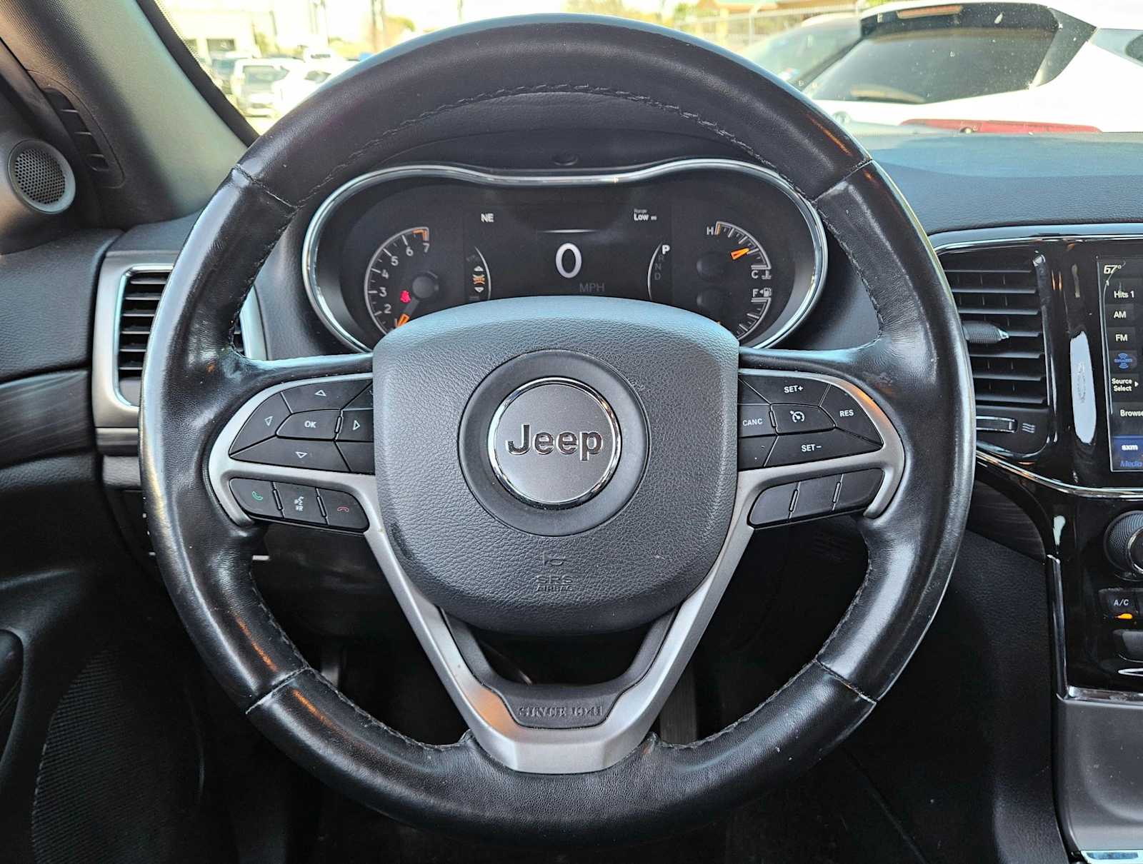 Thumbnail: 2023 Jeep Grand Cherokee - 15