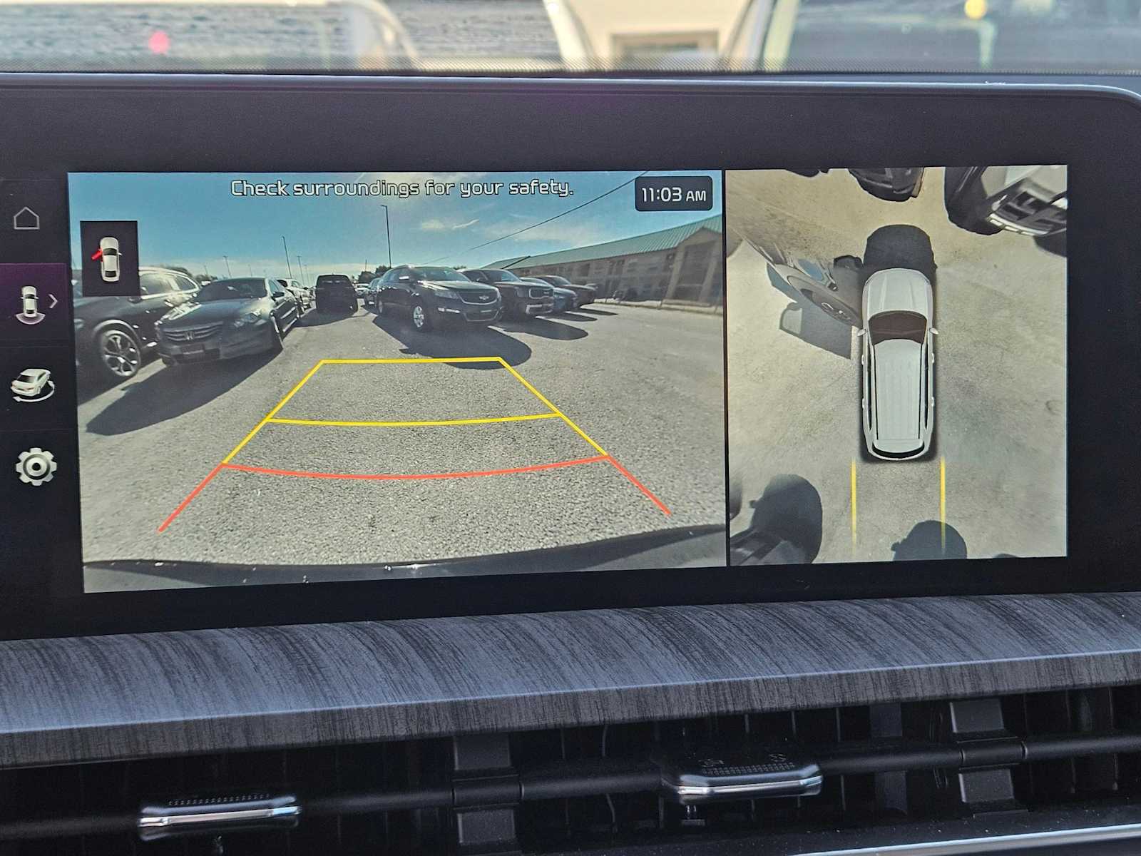 Thumbnail: 2023 Kia Telluride - 25