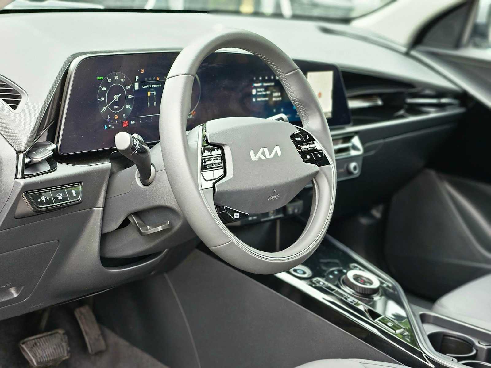 Thumbnail: 2024 Kia Niro - 2