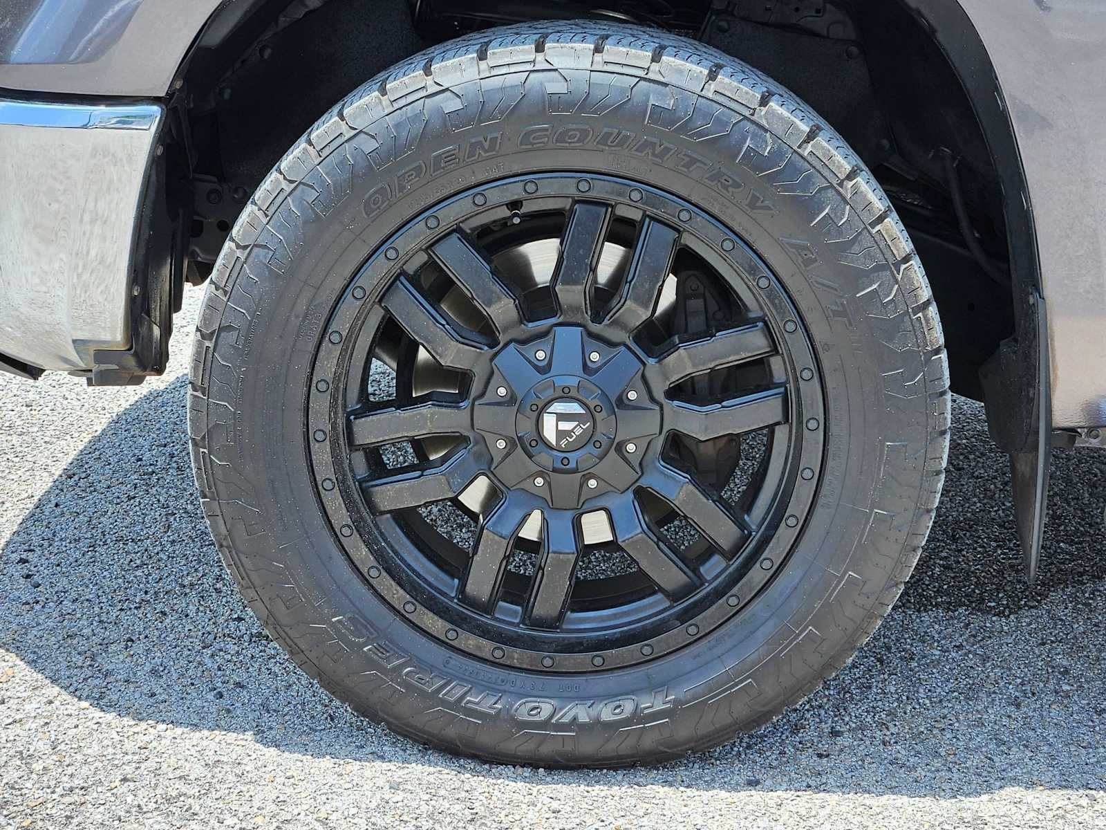 Thumbnail: 2016 Toyota Tundra - 13