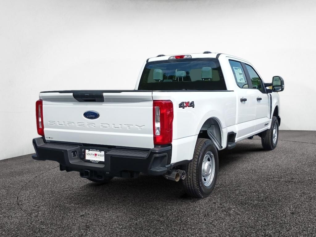 New 2026 Ford F-250 XL Truck Crew Cab