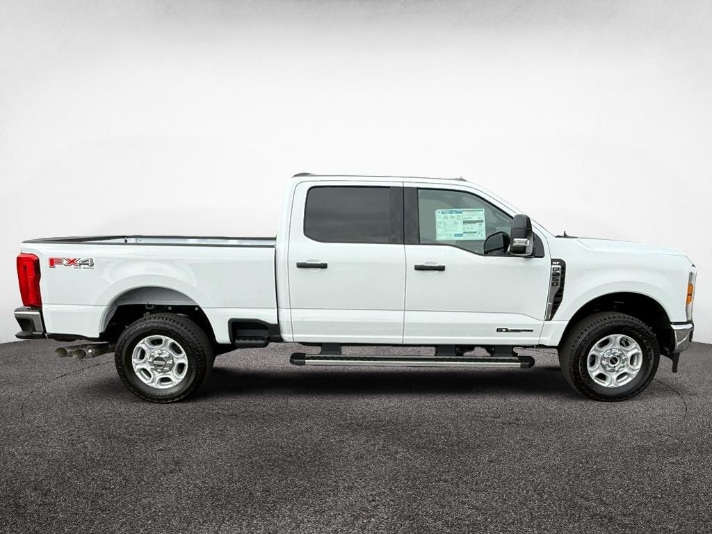 New 2026 Ford F-250 XLT Truck Crew Cab