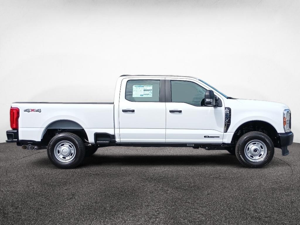 New 2026 Ford F-250 XL Truck Crew Cab
