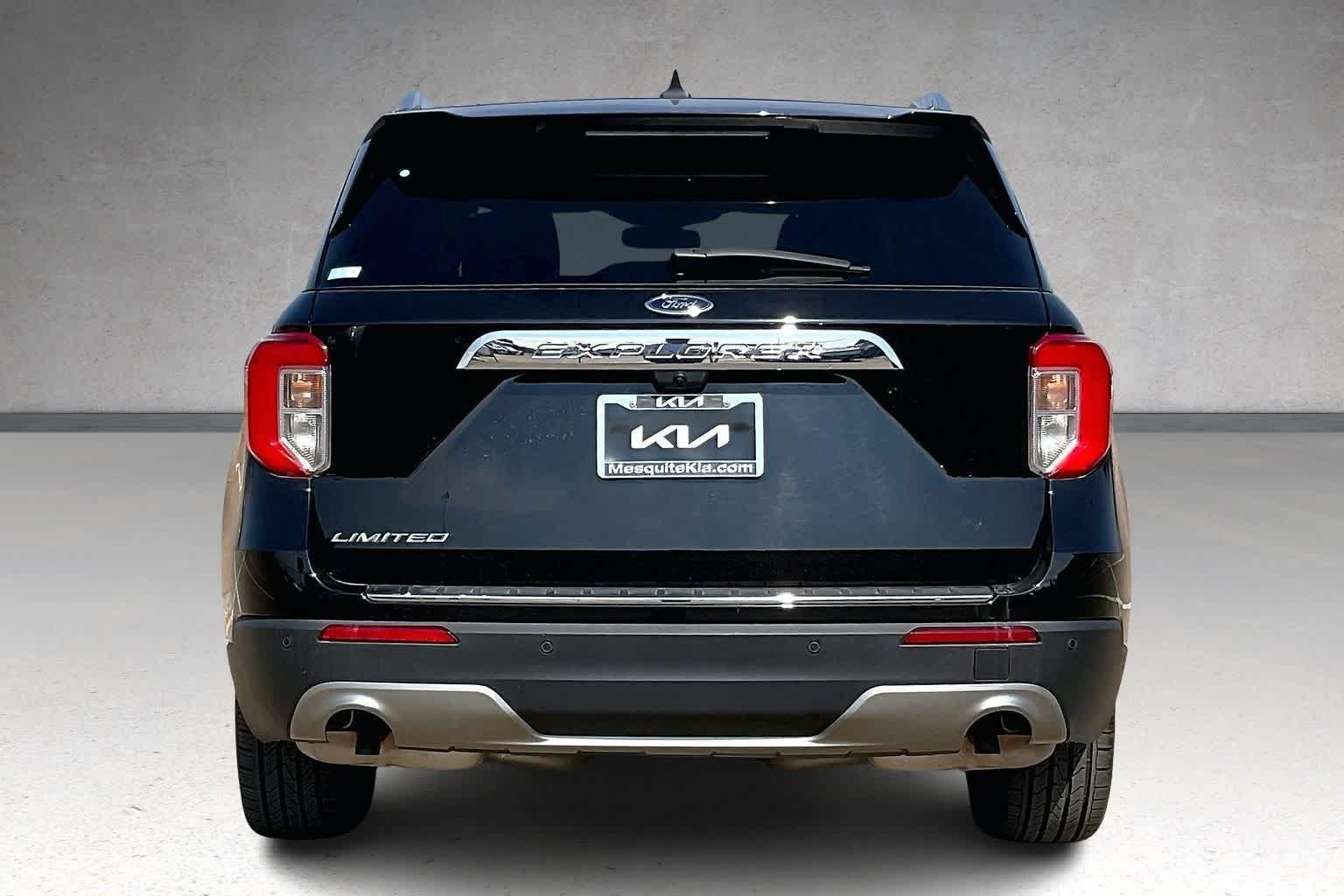 Thumbnail: 2023 Ford Explorer - 5