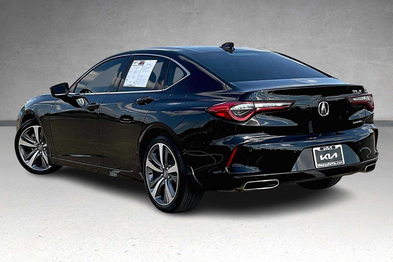 2022 Acura TLX SH-AWD Advance photo 4