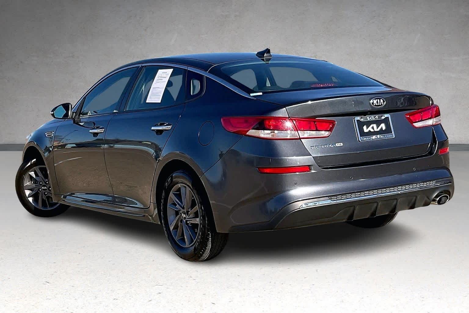 Thumbnail: 2020 Kia Optima - 4