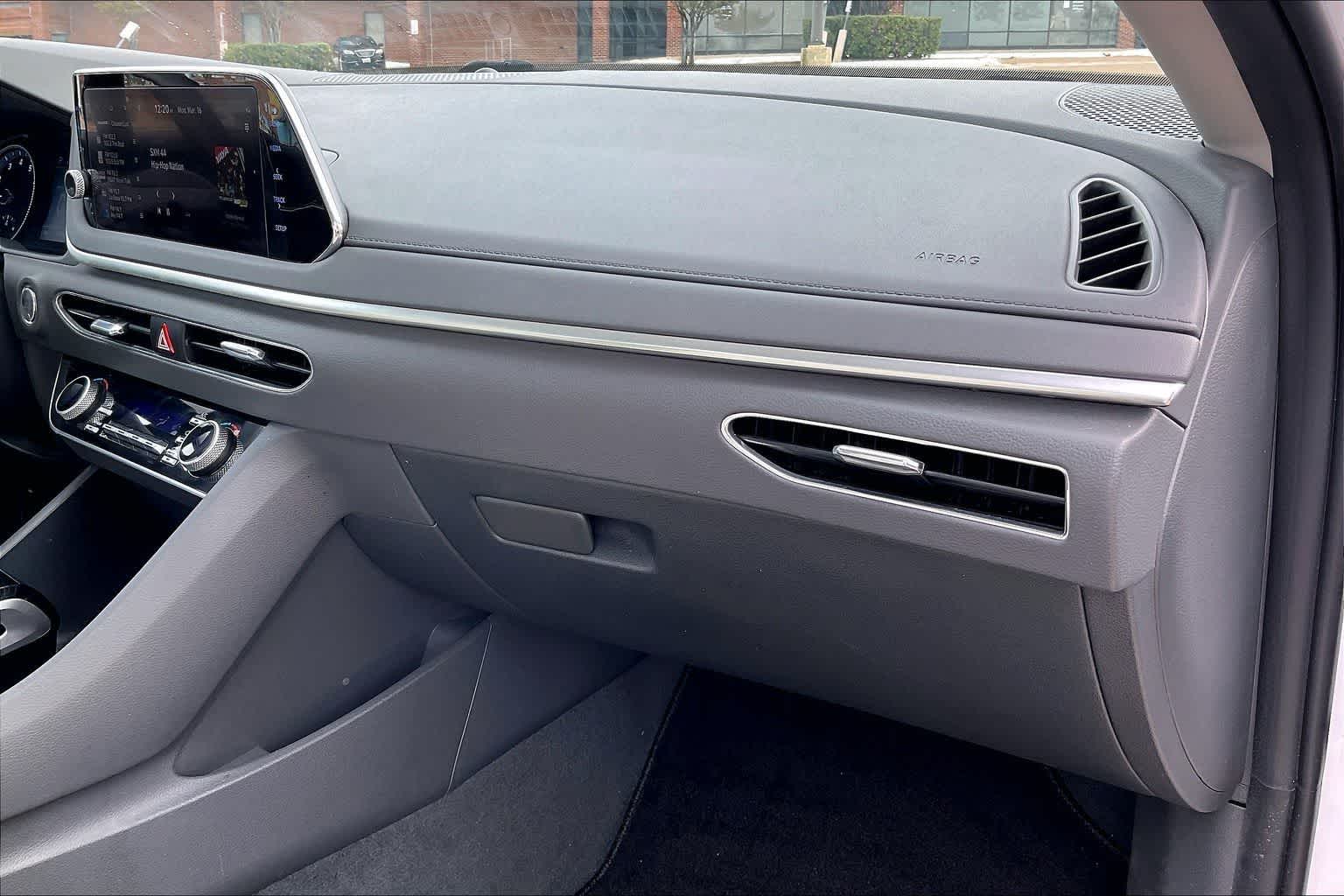 Thumbnail: 2023 Hyundai Sonata - 23