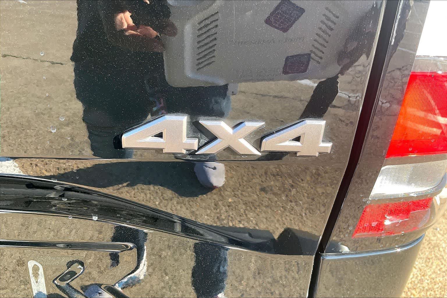 Thumbnail: 2022 Nissan Frontier - 7