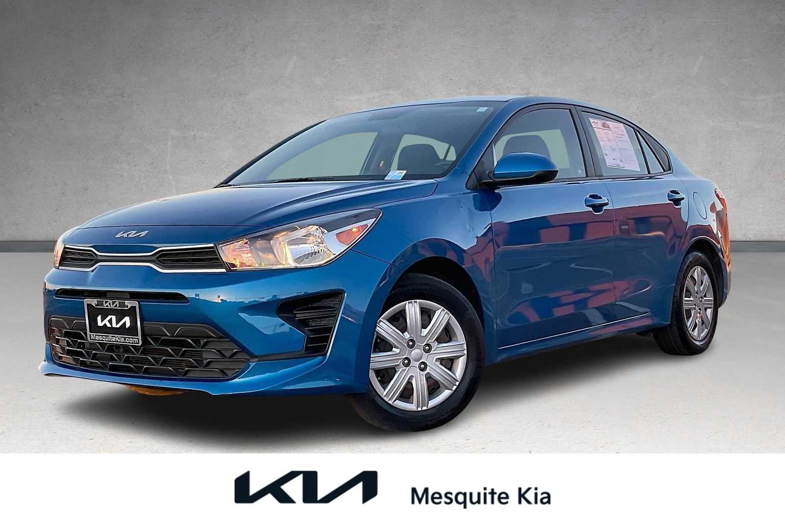 2022 Kia Rio S's photo