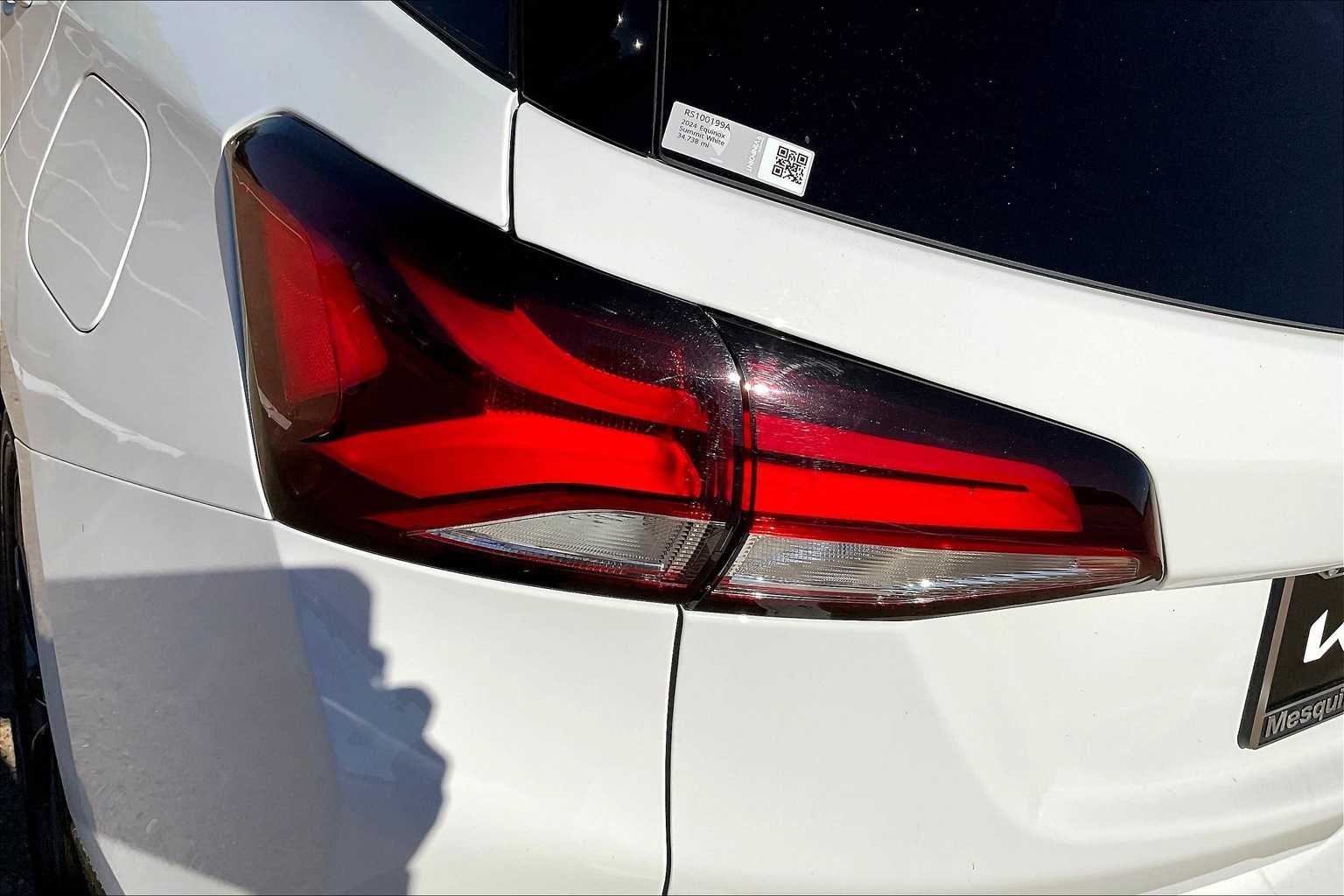 Thumbnail: 2024 Chevrolet Equinox - 32