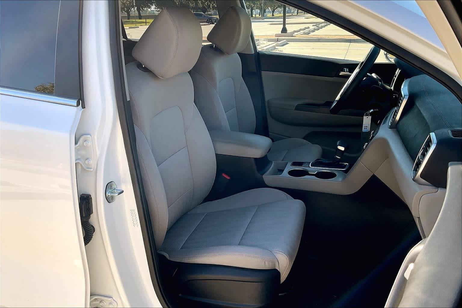 Thumbnail: 2022 Kia Sportage - 13