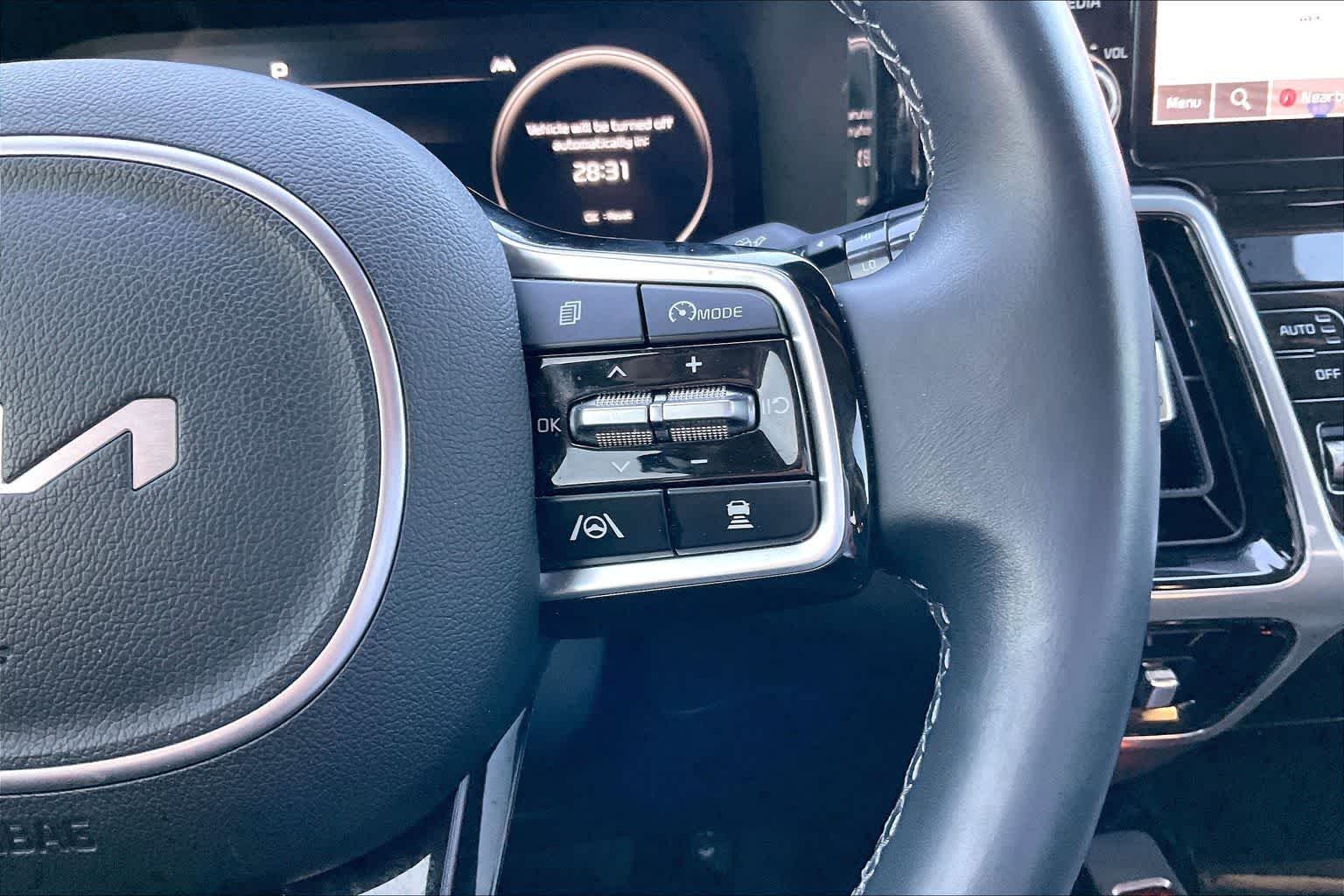 Thumbnail: 2023 Kia Sorento - 25