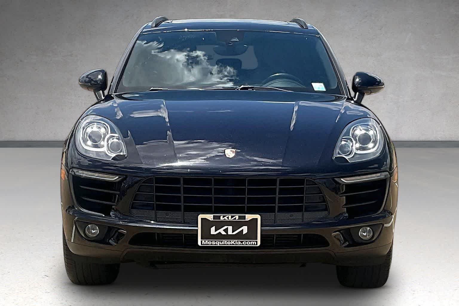 Thumbnail: 2017 Porsche Macan - 5