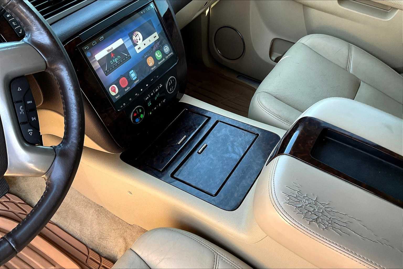 Thumbnail: 2014 GMC Yukon - 16