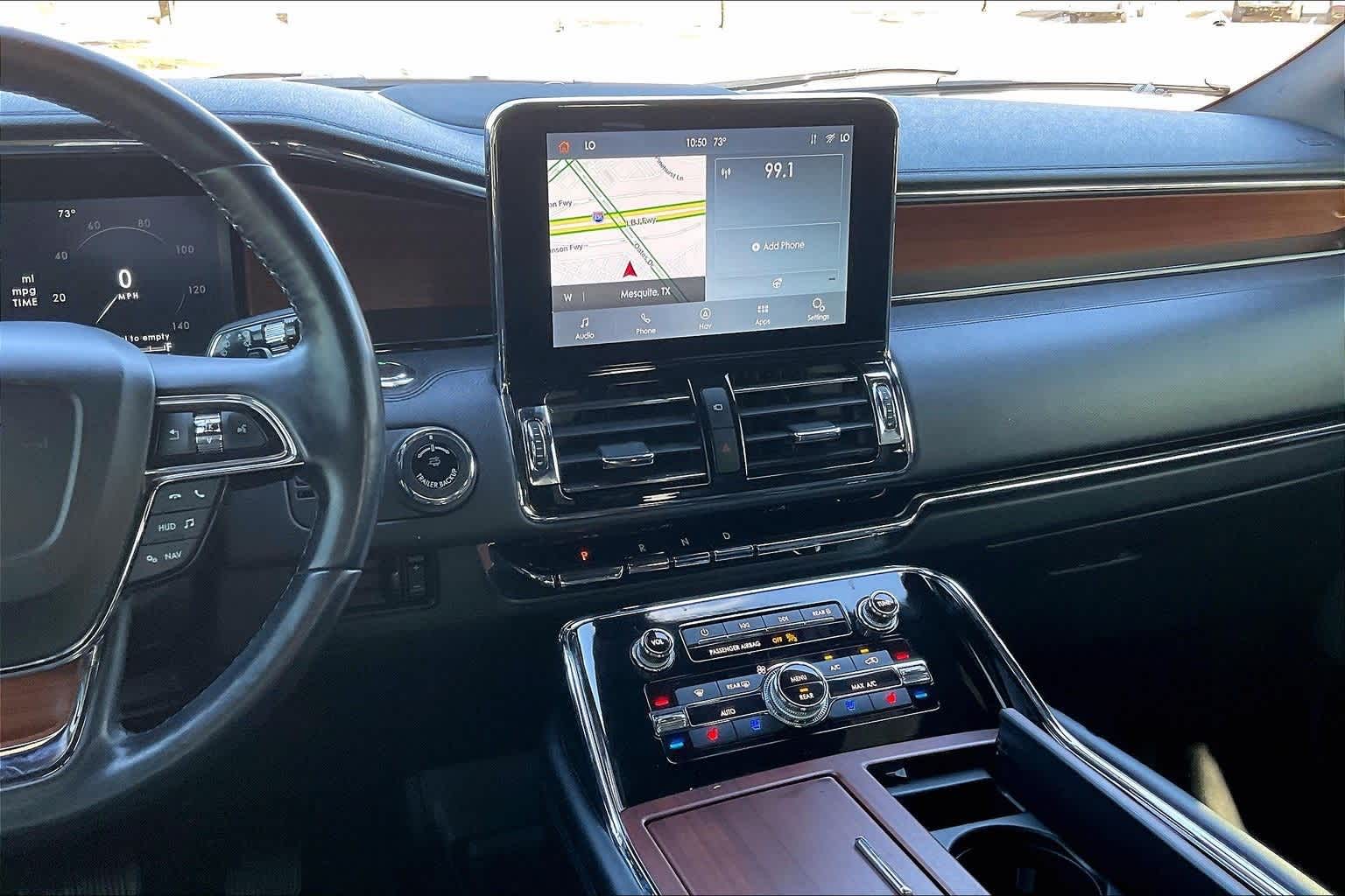 Thumbnail: 2021 Lincoln Navigator - 14