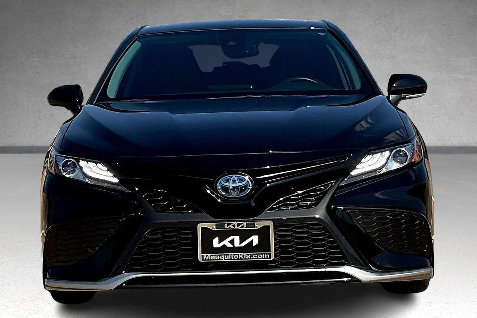 Thumbnail: 2023 Toyota Camry - 6