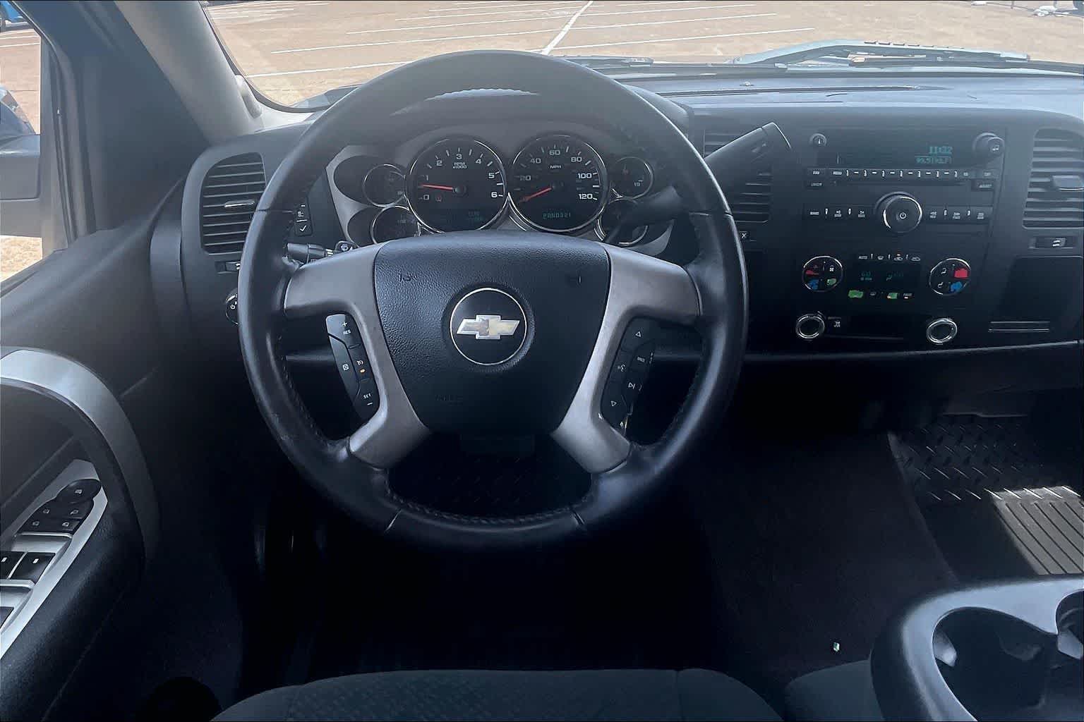 Thumbnail: 2008 Chevrolet Silverado 1500 - 13