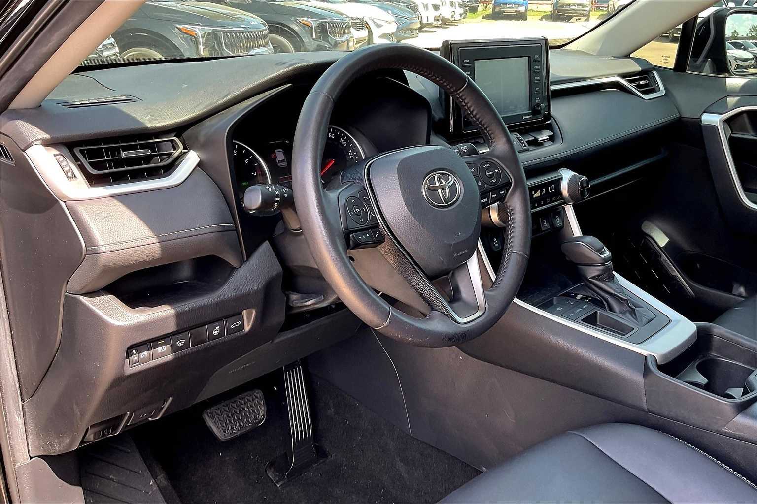 Thumbnail: 2021 Toyota RAV4 - 2