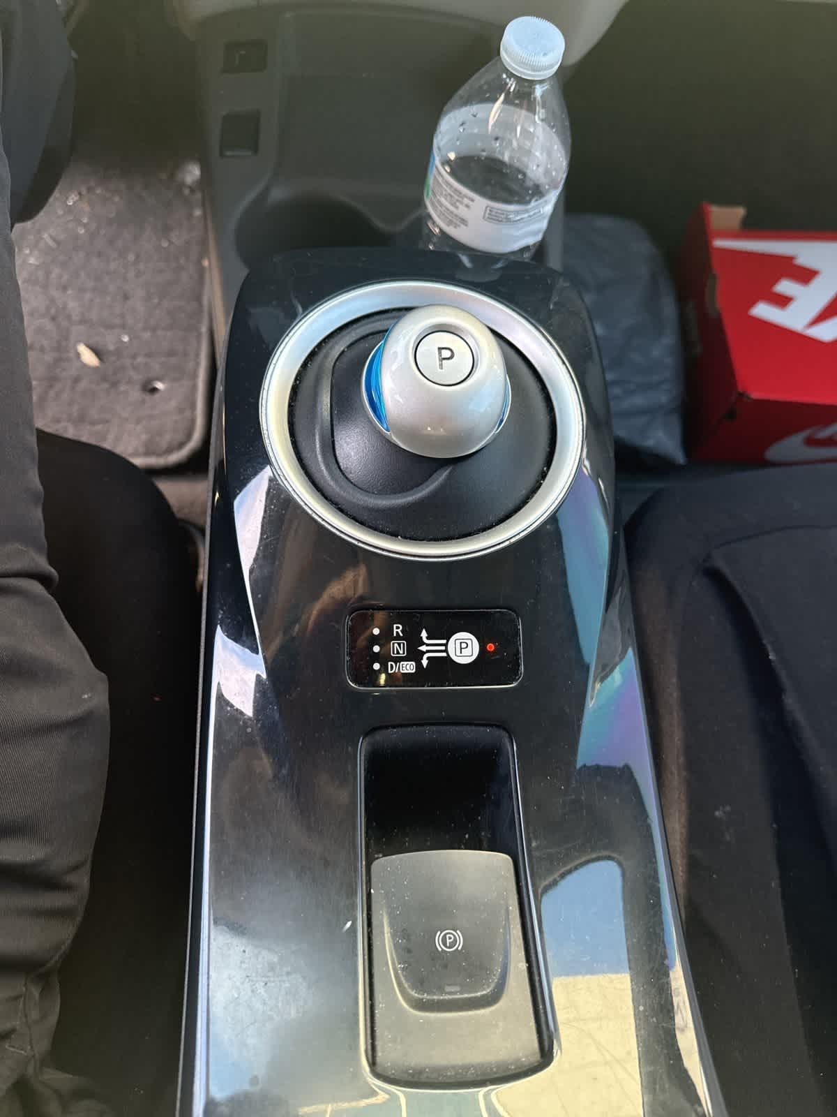 Thumbnail: 2011 Nissan Leaf - 5