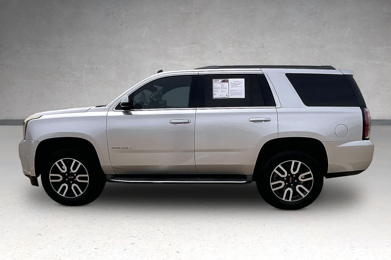 Thumbnail: 2015 GMC Yukon - 3