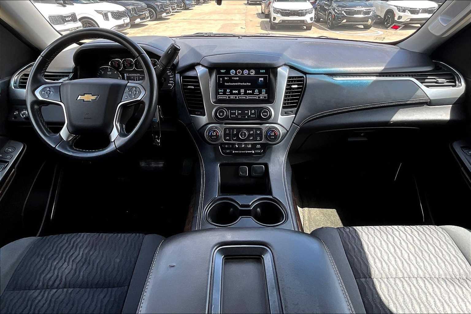Thumbnail: 2016 Chevrolet Tahoe - 10
