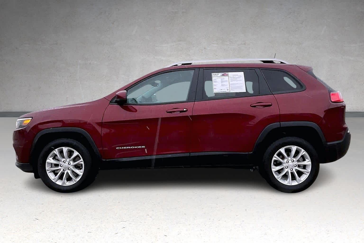 Thumbnail: 2021 Jeep Cherokee - 3