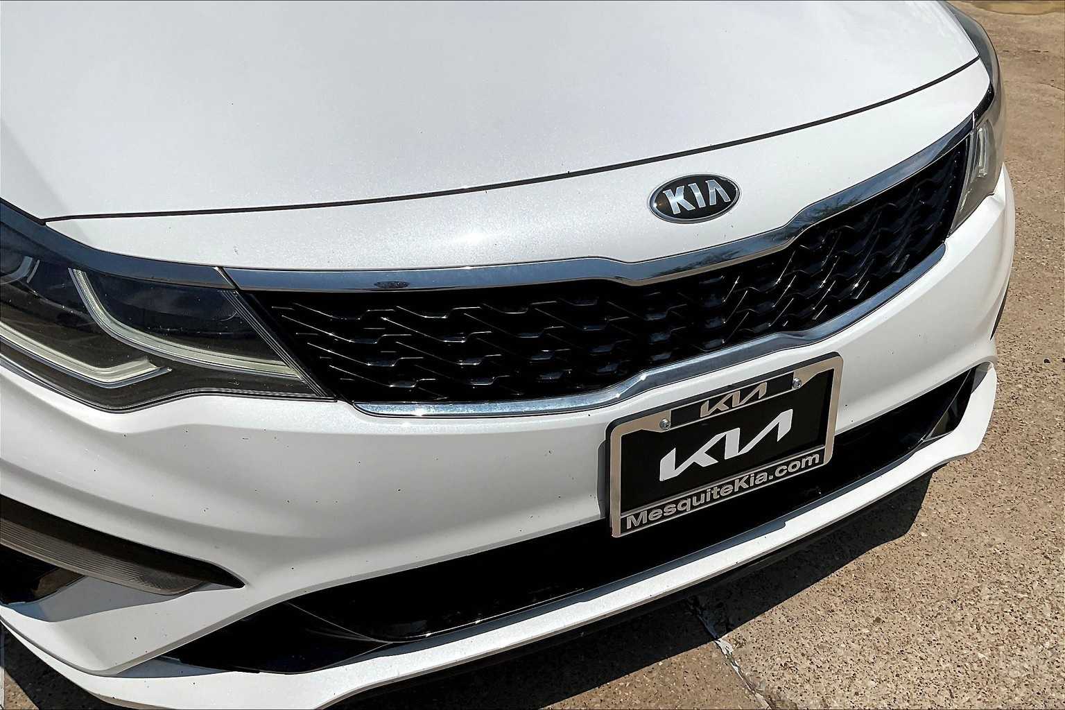 2019 Kia Optima S 33