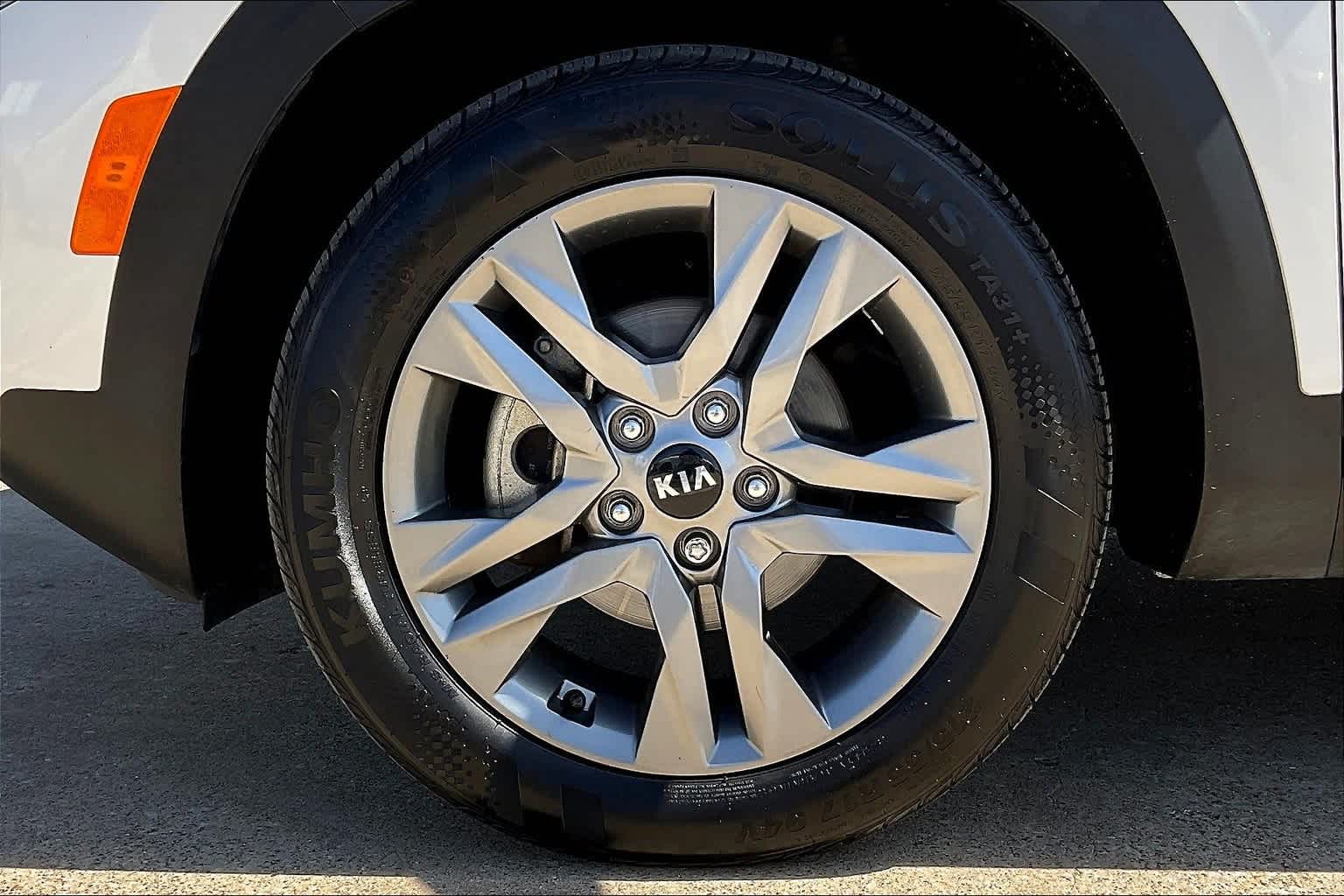 Thumbnail: 2021 Kia Seltos - 8