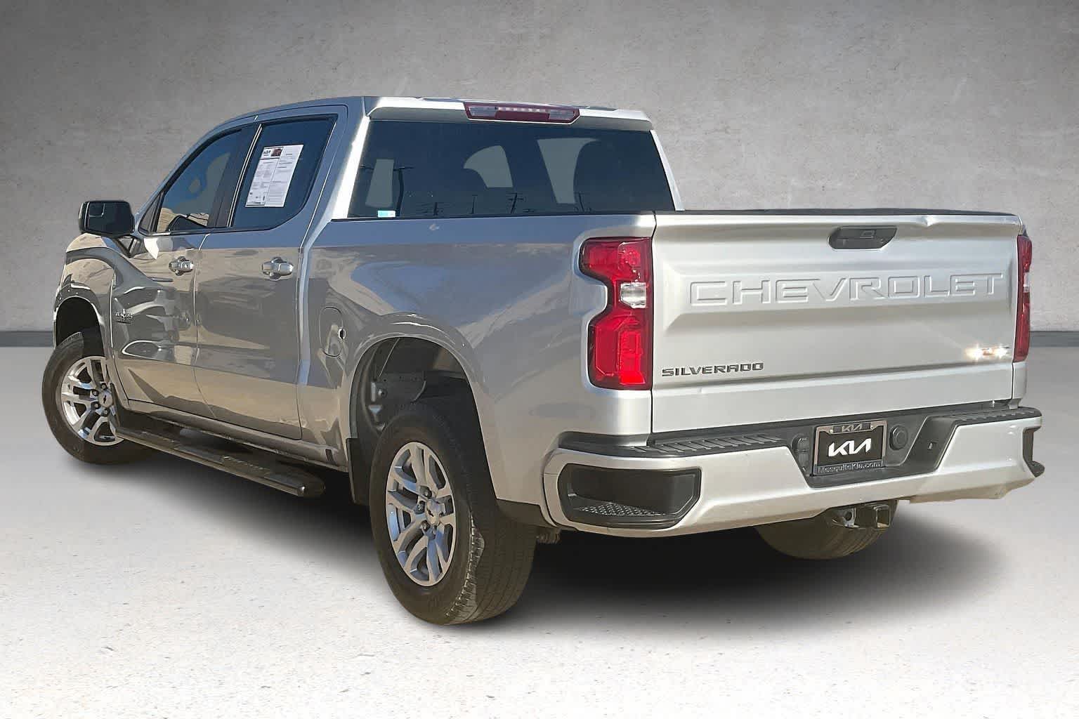 Thumbnail: 2021 Chevrolet Silverado 1500 - 4