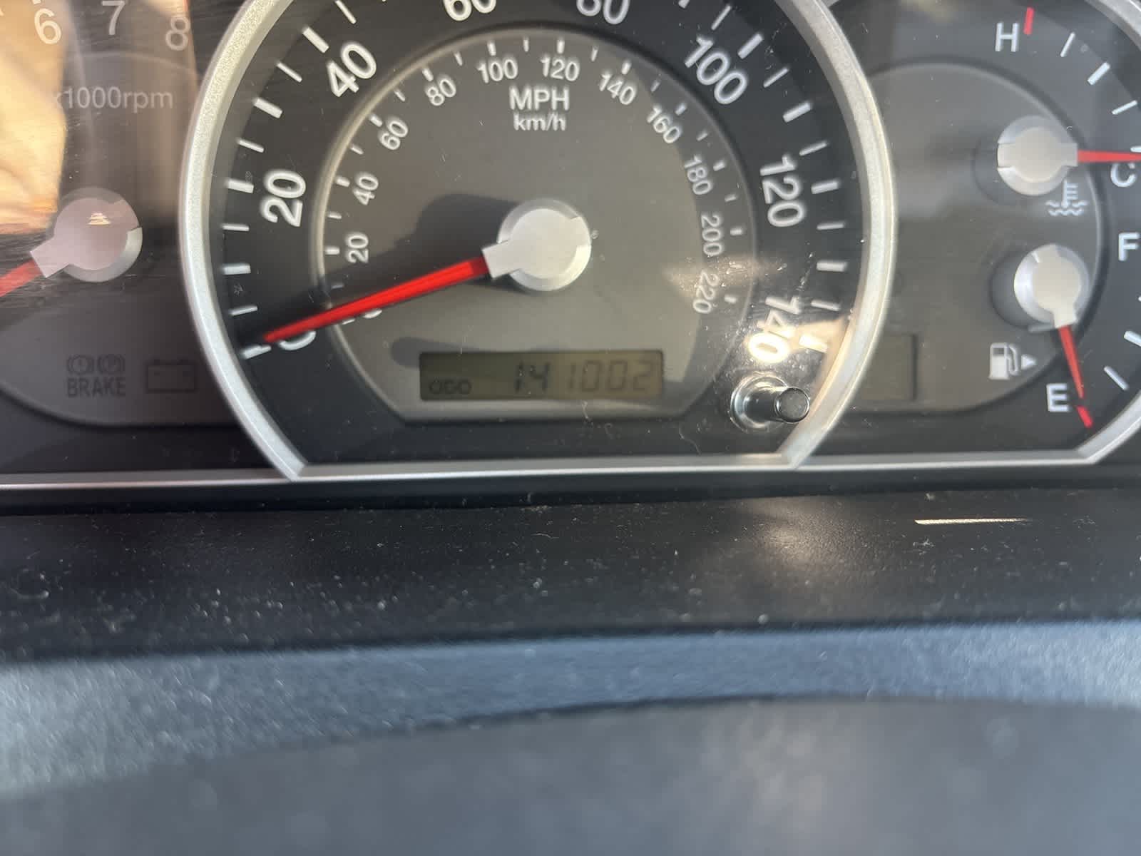 Thumbnail: 2008 Kia Sorento - 5