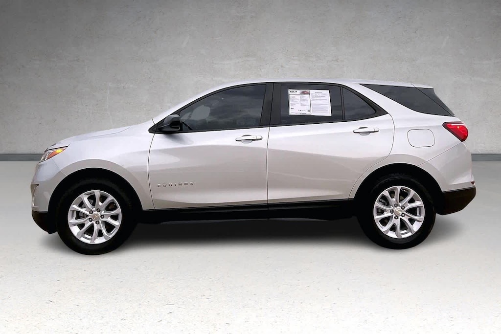 Used 2021 Chevrolet Equinox LS w/1LS SUV