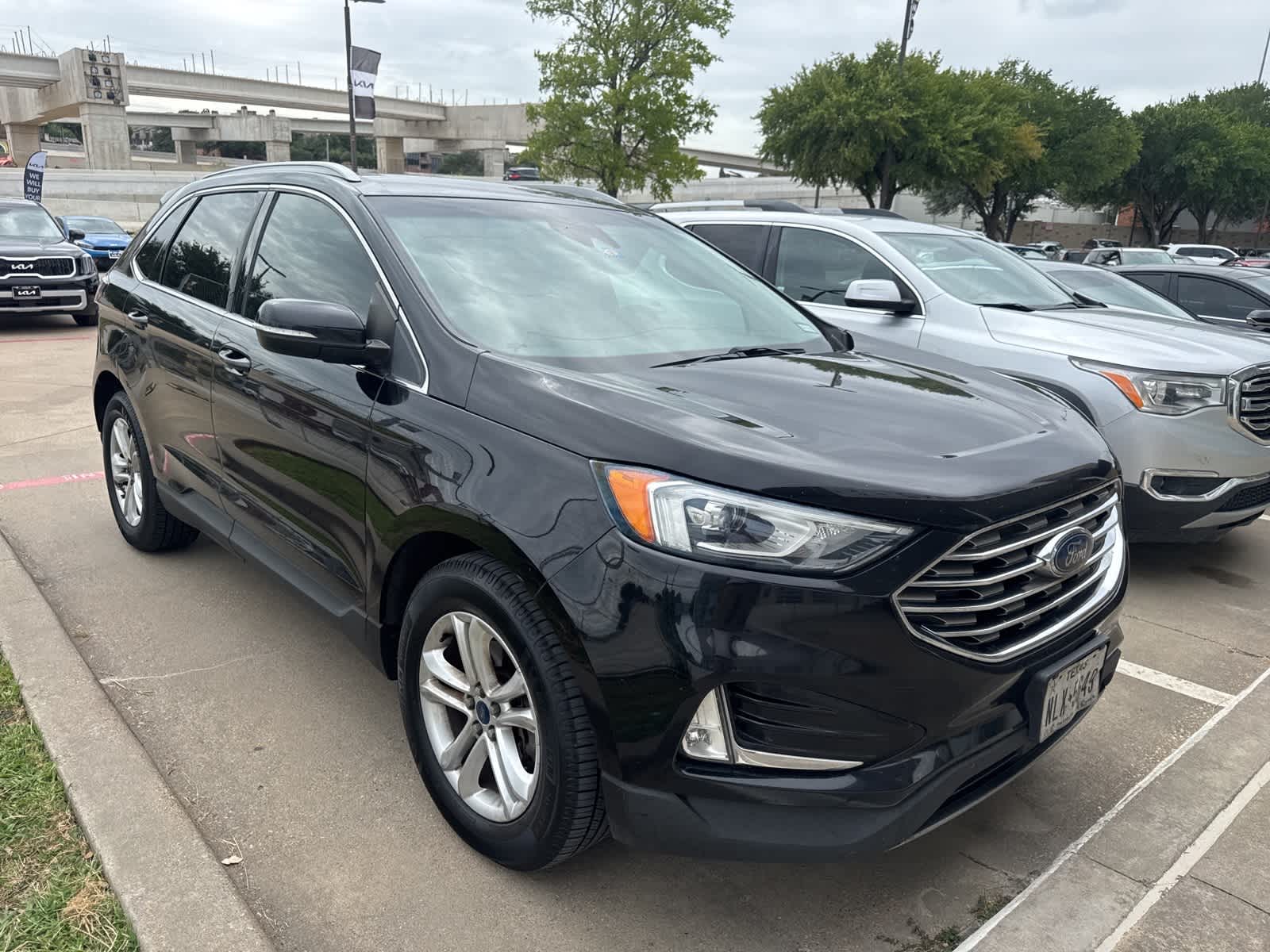Thumbnail: 2020 Ford Edge - 2