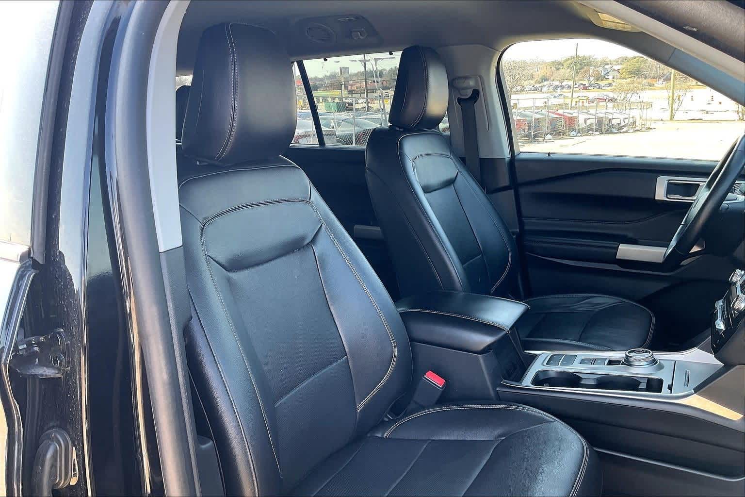 Thumbnail: 2023 Ford Explorer - 13