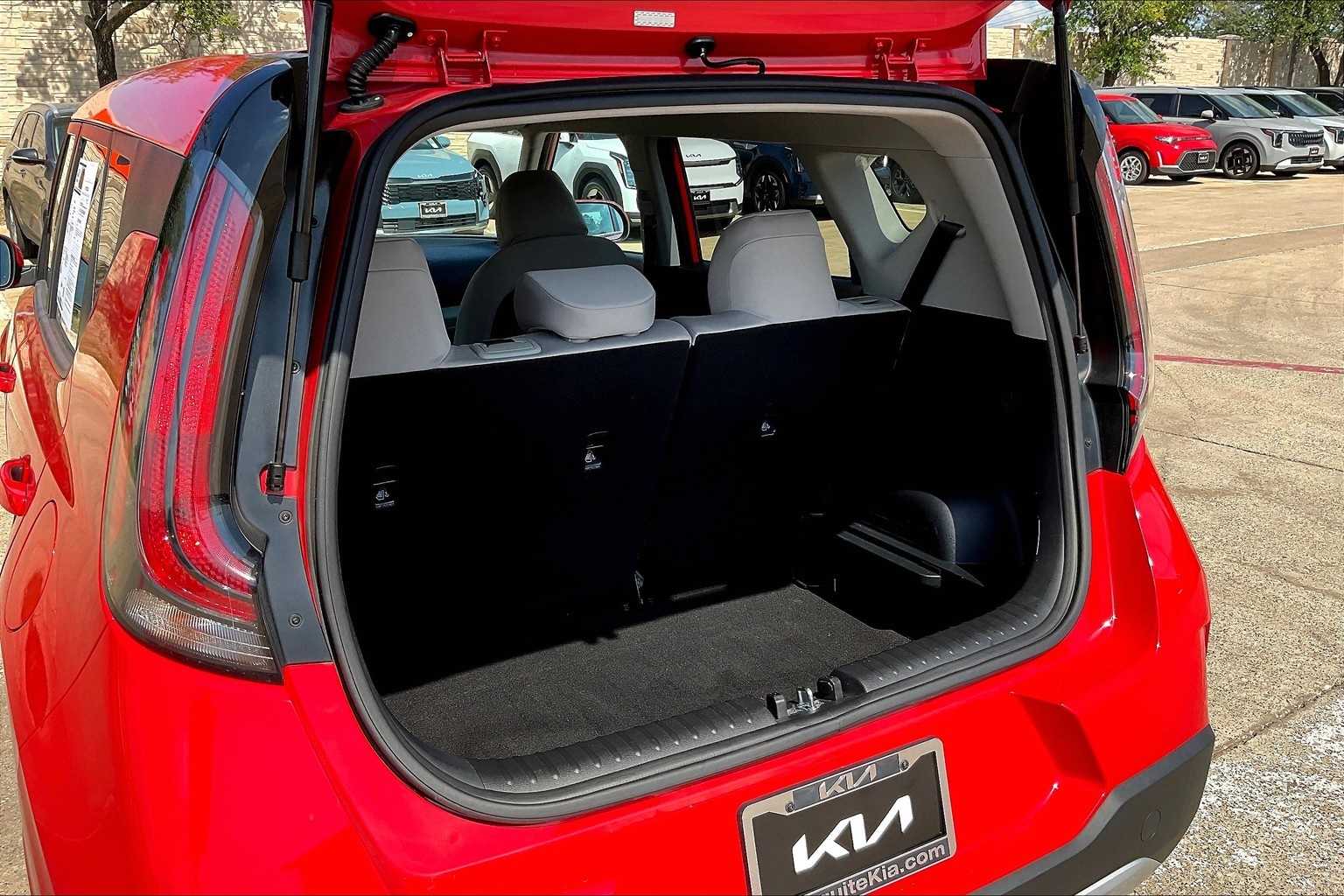 Thumbnail: 2023 Kia Soul - 17