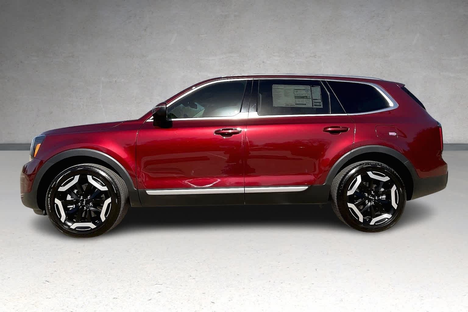 Thumbnail: 2024 Kia Telluride - 3