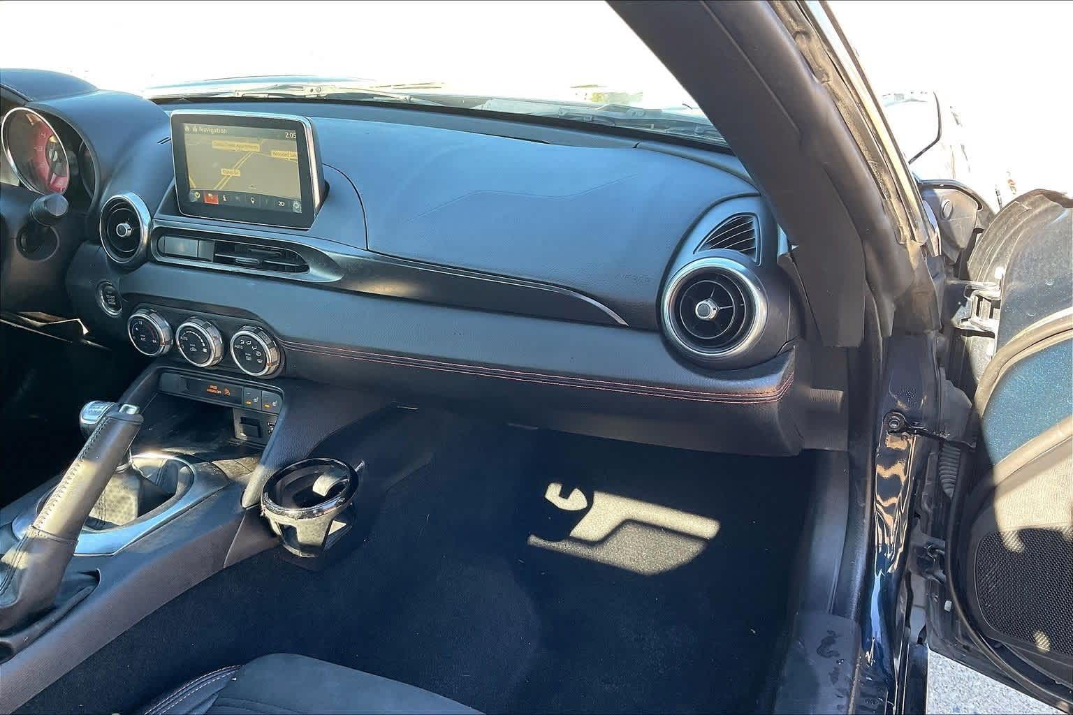 Thumbnail: 2018 Fiat 124 Spider - 21