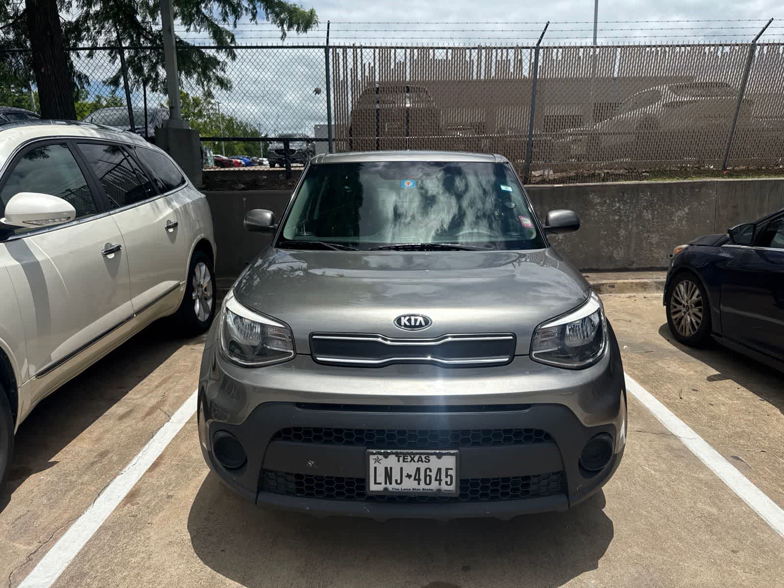 Used 2019 Kia Soul Base with VIN KNDJN2A27K7693905 for sale in Mesquite, TX