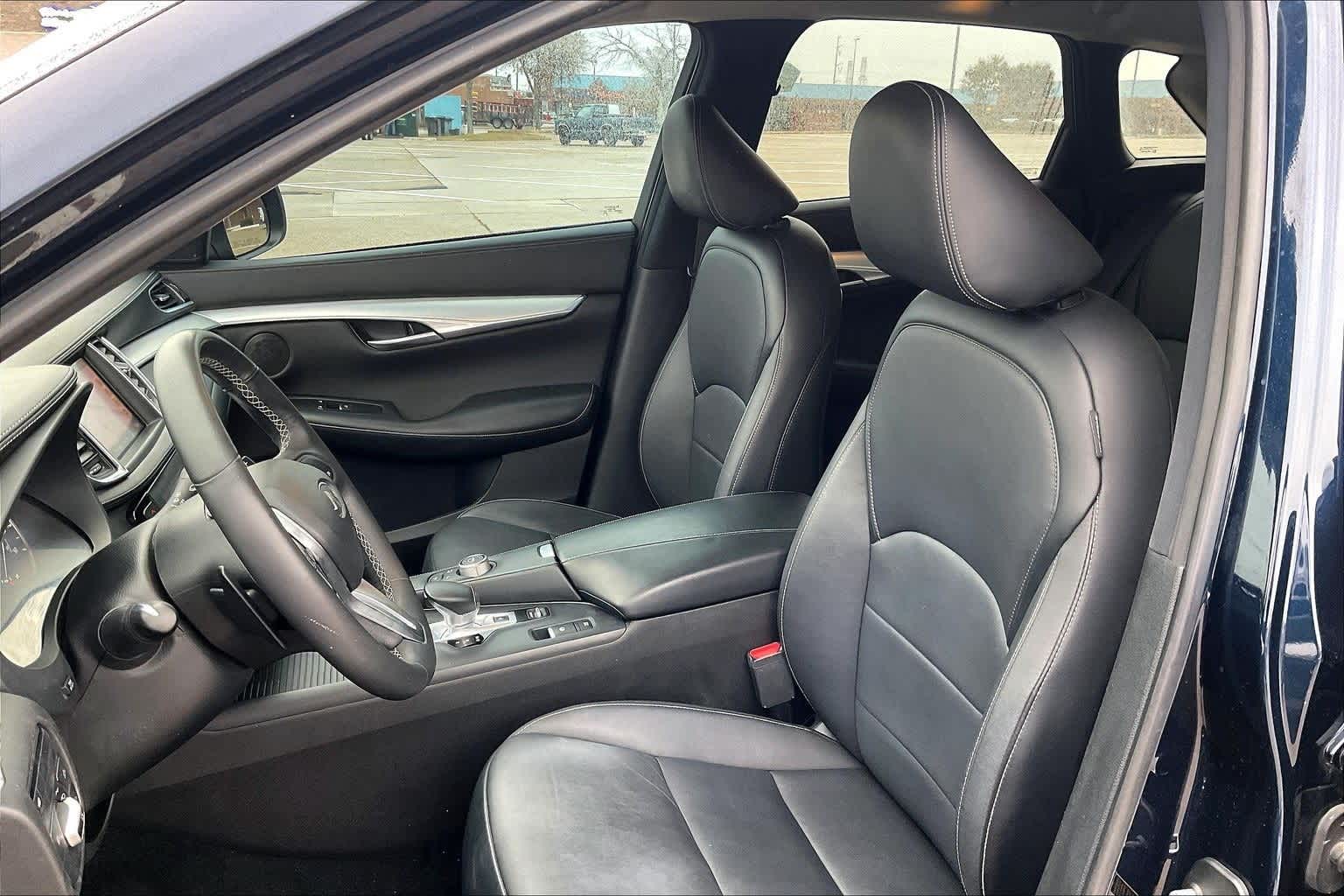 Thumbnail: 2019 INFINITI QX50 - 11