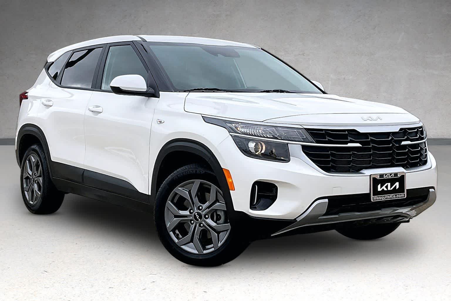 Thumbnail: 2024 Kia Seltos - 21