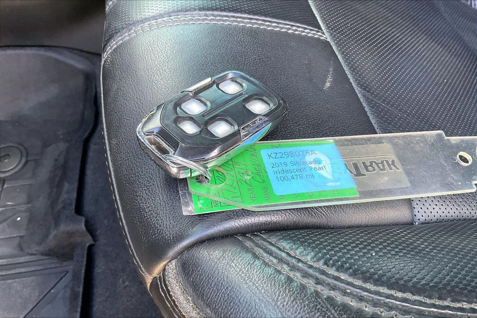 Thumbnail: 2019 Chevrolet Silverado 1500 - 19