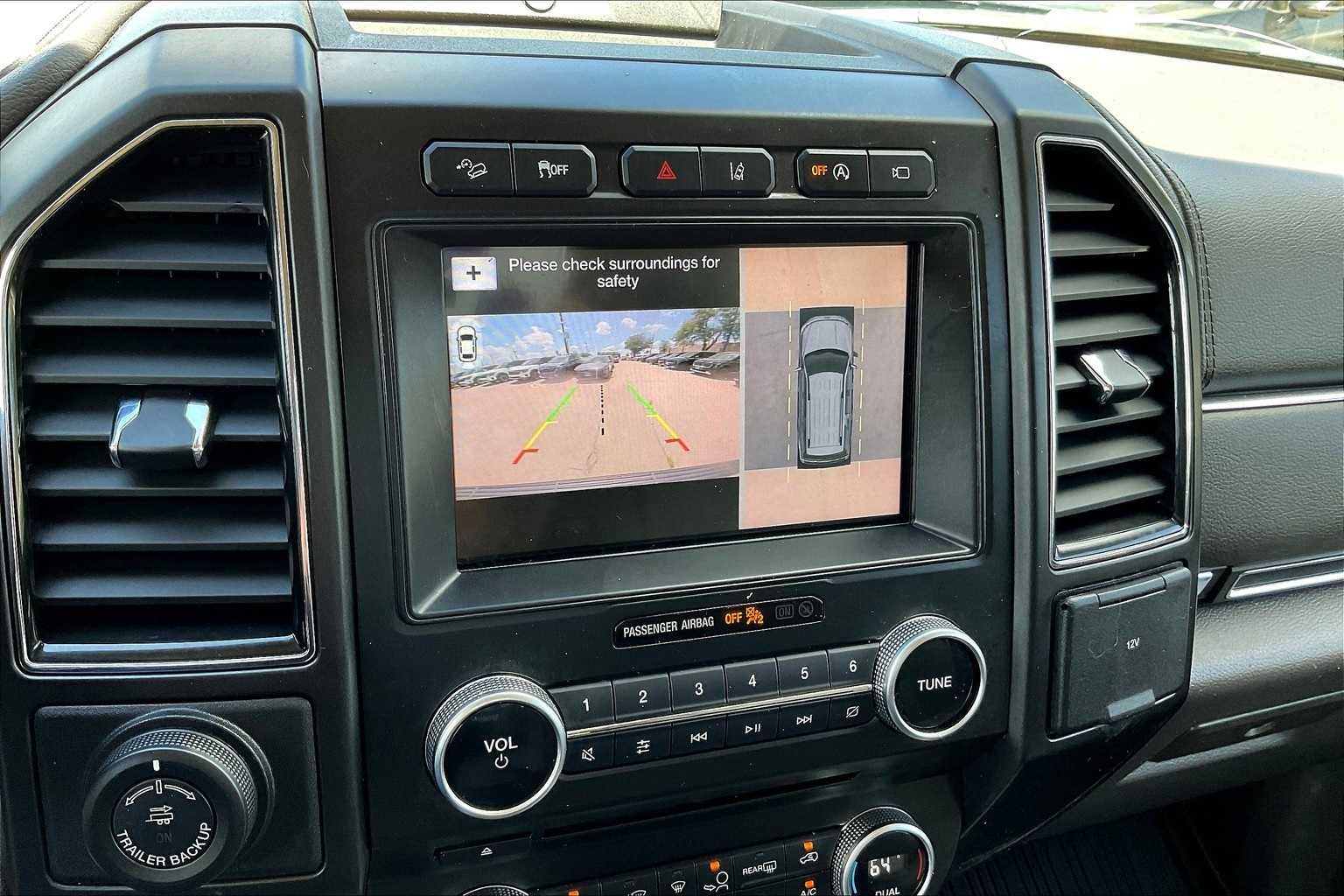 Thumbnail: 2018 Ford Expedition - 26