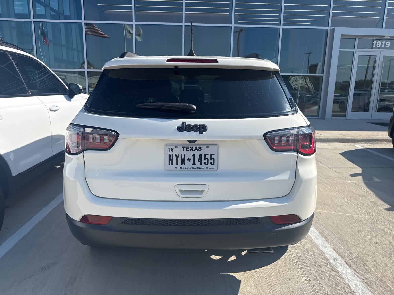 Thumbnail: 2021 Jeep Compass - 4