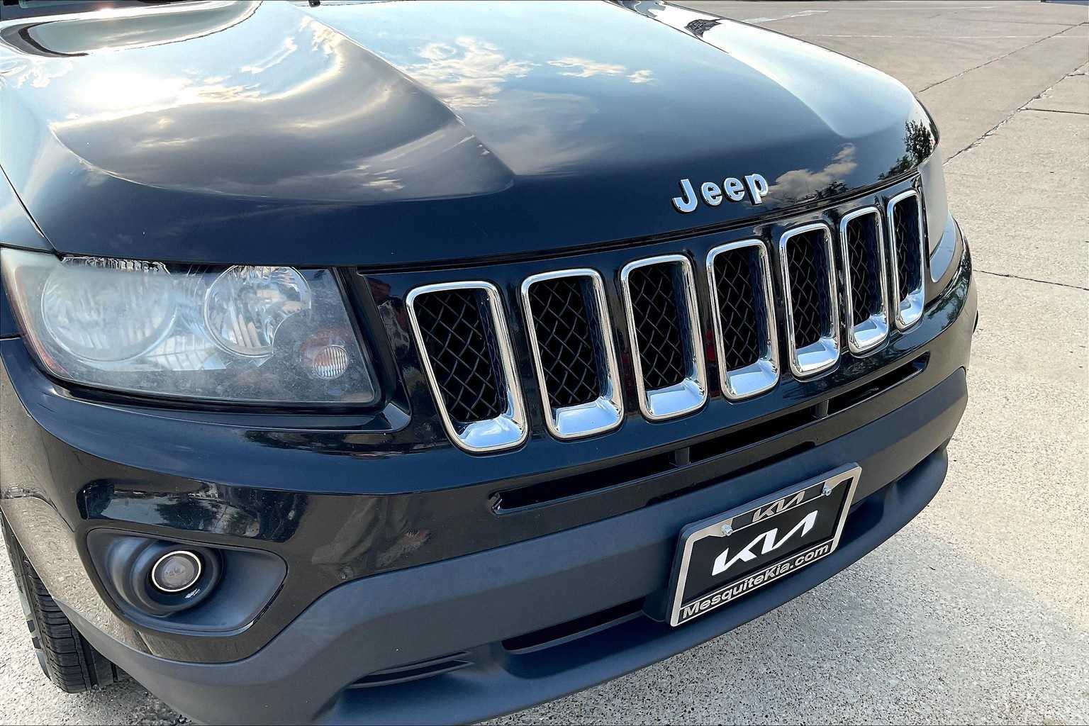 Thumbnail: 2016 Jeep Compass - 31