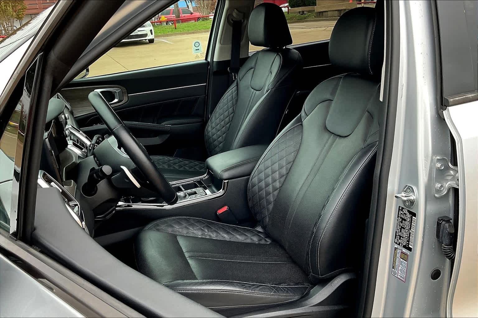 Thumbnail: 2021 Kia Sorento - 11