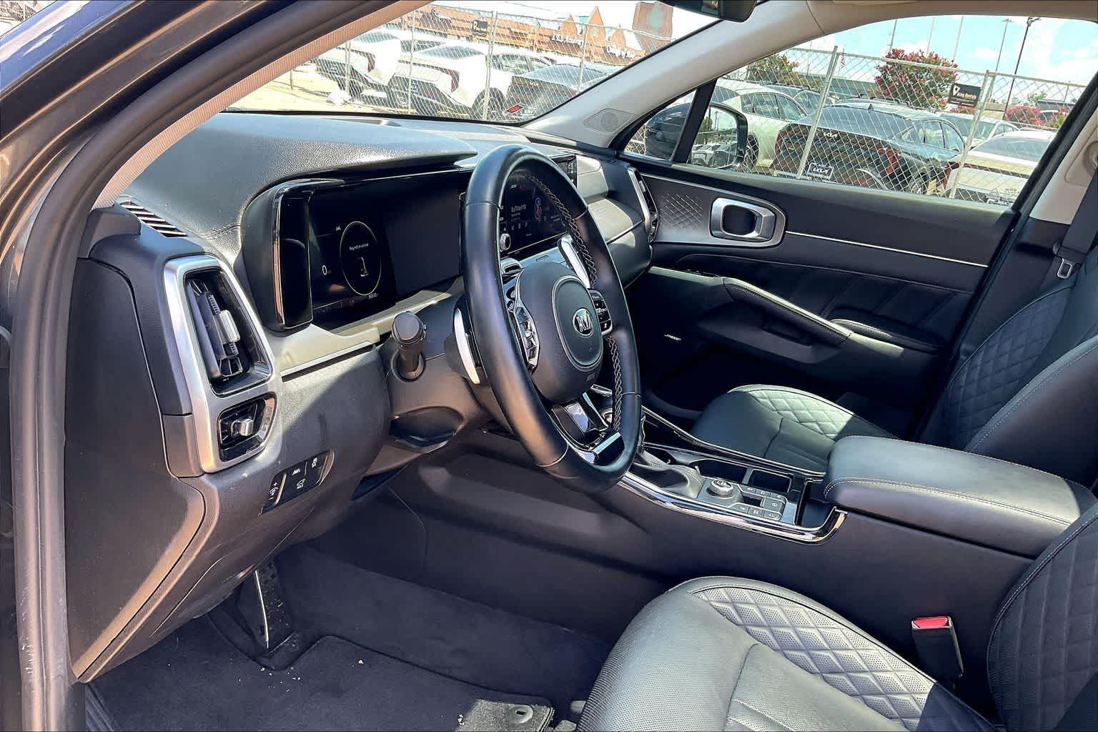 Thumbnail: 2021 Kia Sorento - 2