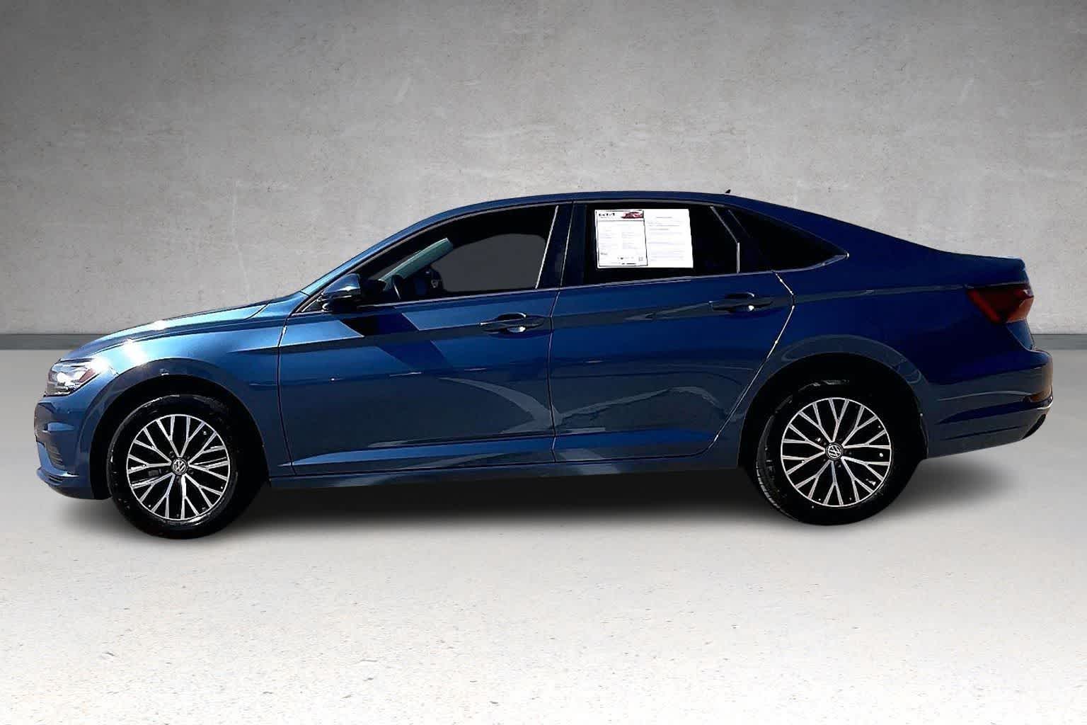 Thumbnail: 2021 Volkswagen Jetta - 3