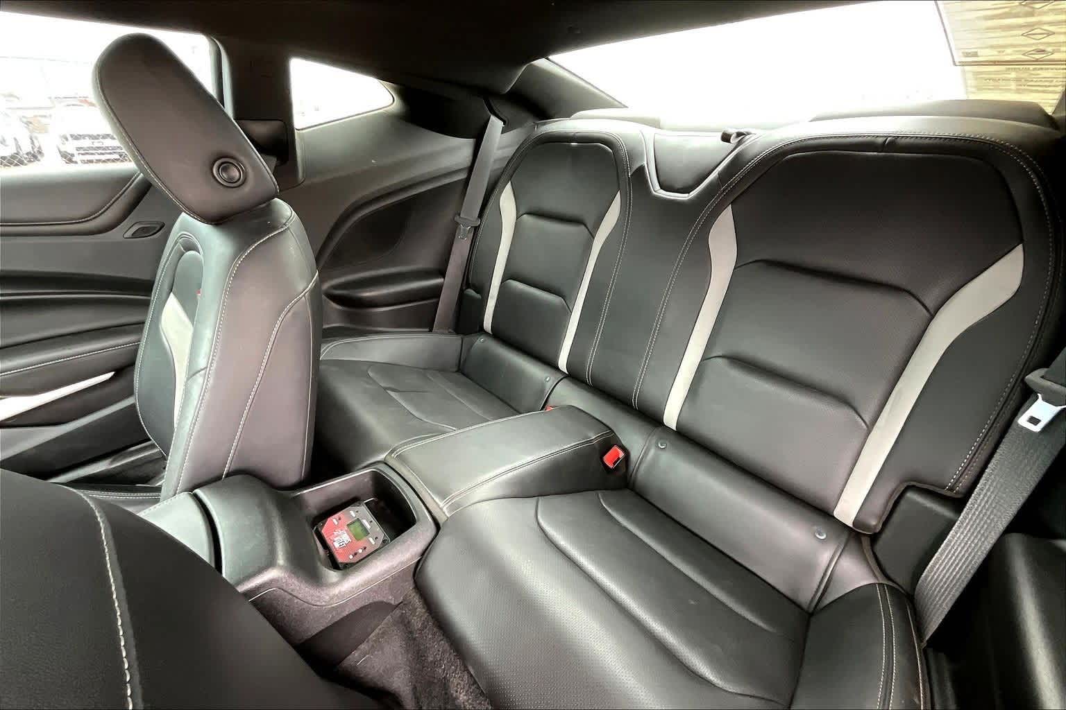 Thumbnail: 2019 Chevrolet Camaro - 28